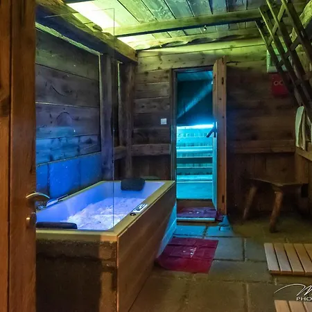 拉可罗日公寓式酒店 4* 拉布雷斯