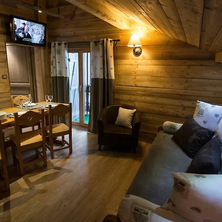 Apart Otel Le Couaroge Et 4*