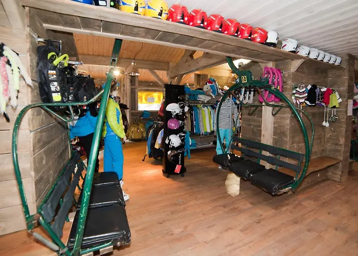 拉可罗日公寓式酒店 4* 拉布雷斯