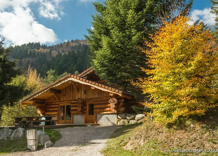 Le Couaroge Et Апарт-отель Ла-Бресс