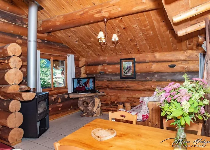 Le Couaroge Et Ла-Бресс